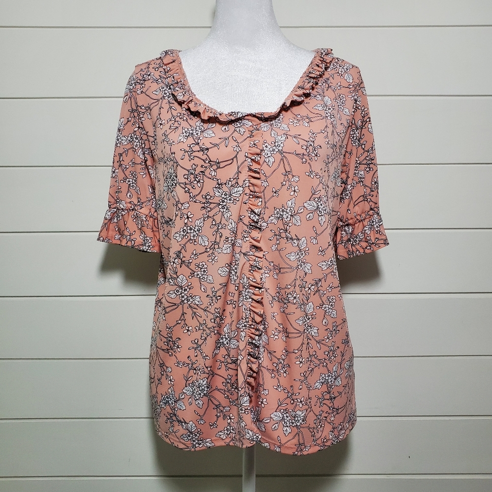 Amana Floral Pink Short-sleeve‎ Blouse. Size Petite L